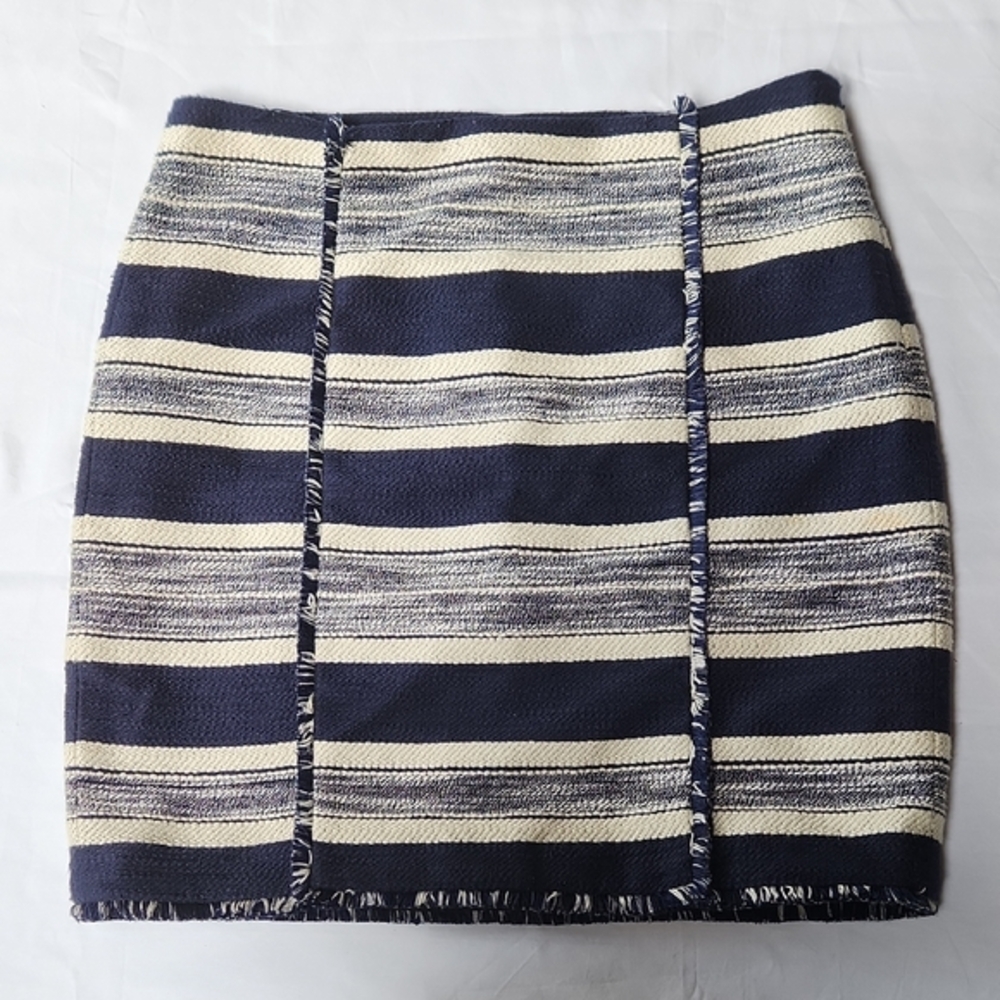 Banana Republic Navy/Cream Pencil‎ Skirt, Size 4